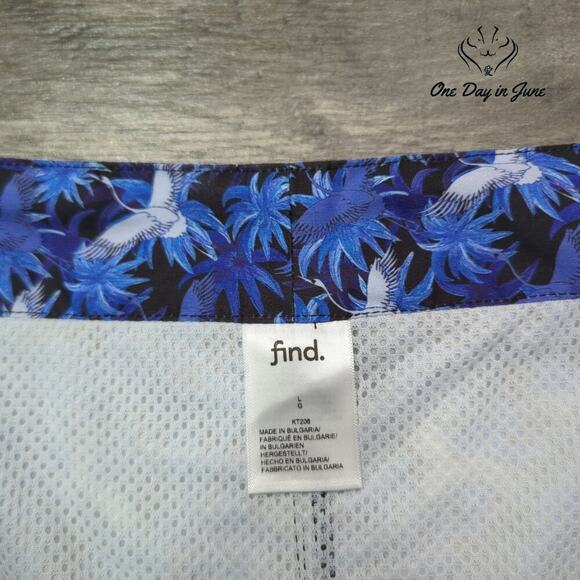 find. Board Shorts Size L - Picture 2 of 7